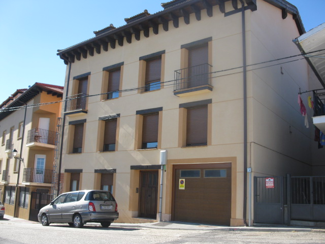 Fachada de Garaje