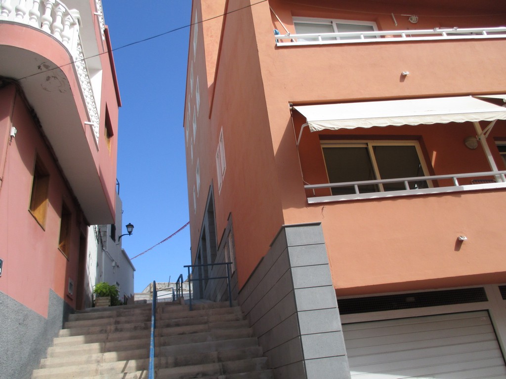 Fachada de Garaje