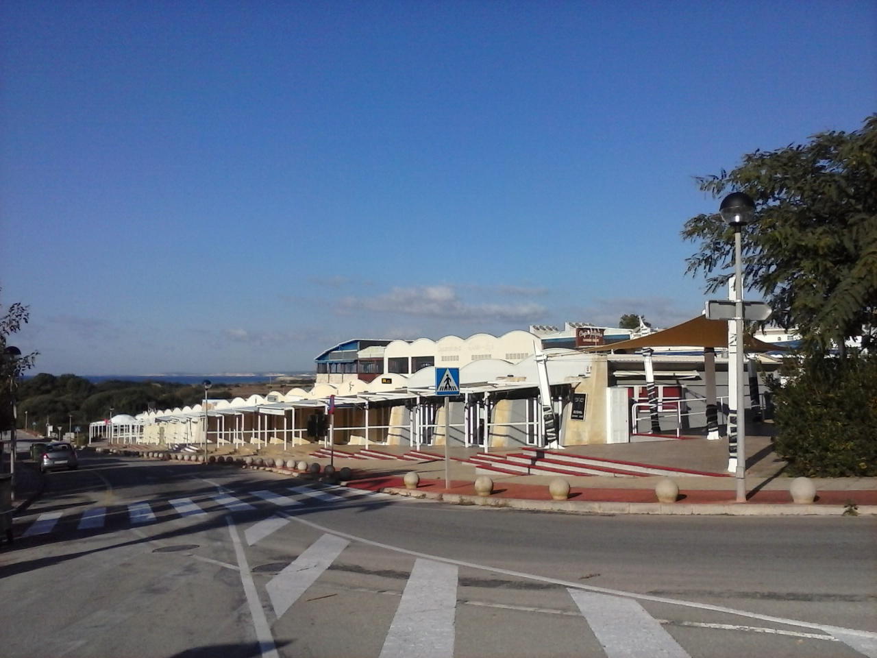 Fachada de Garaje