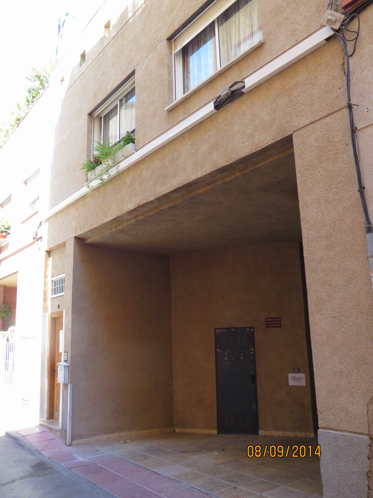 Fachada de Garaje