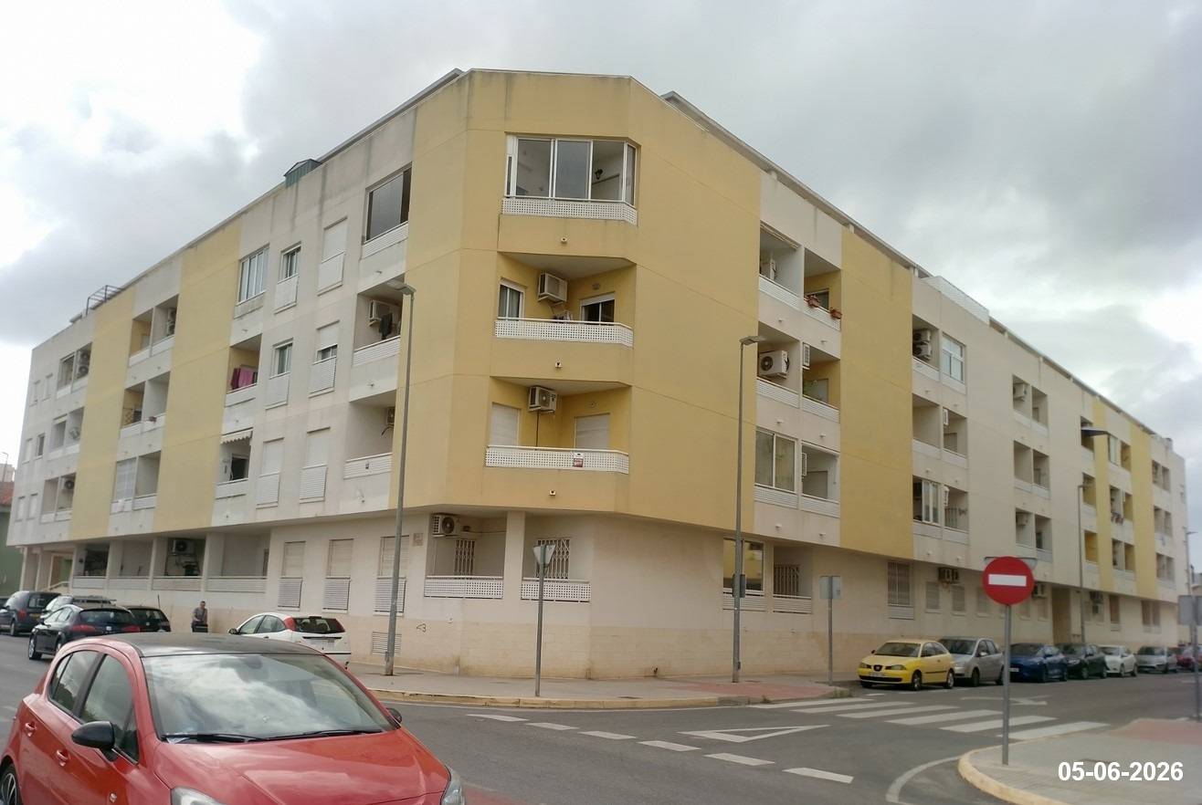 Fachada de Garaje