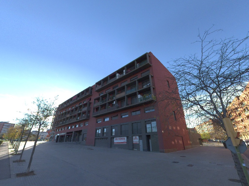 Fachada de Garaje