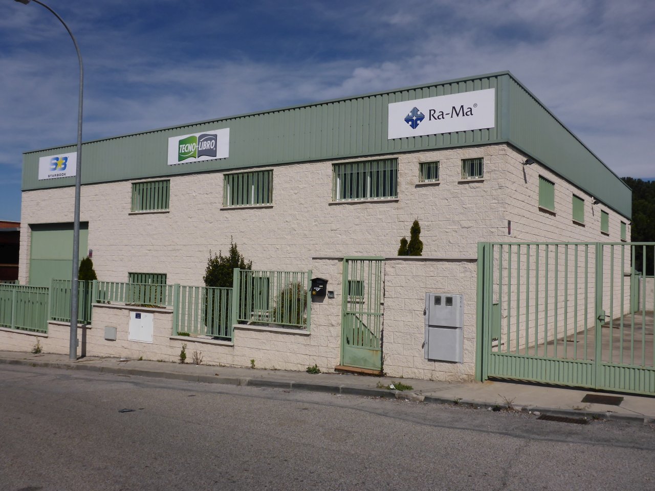 Fachada de Nave industrial