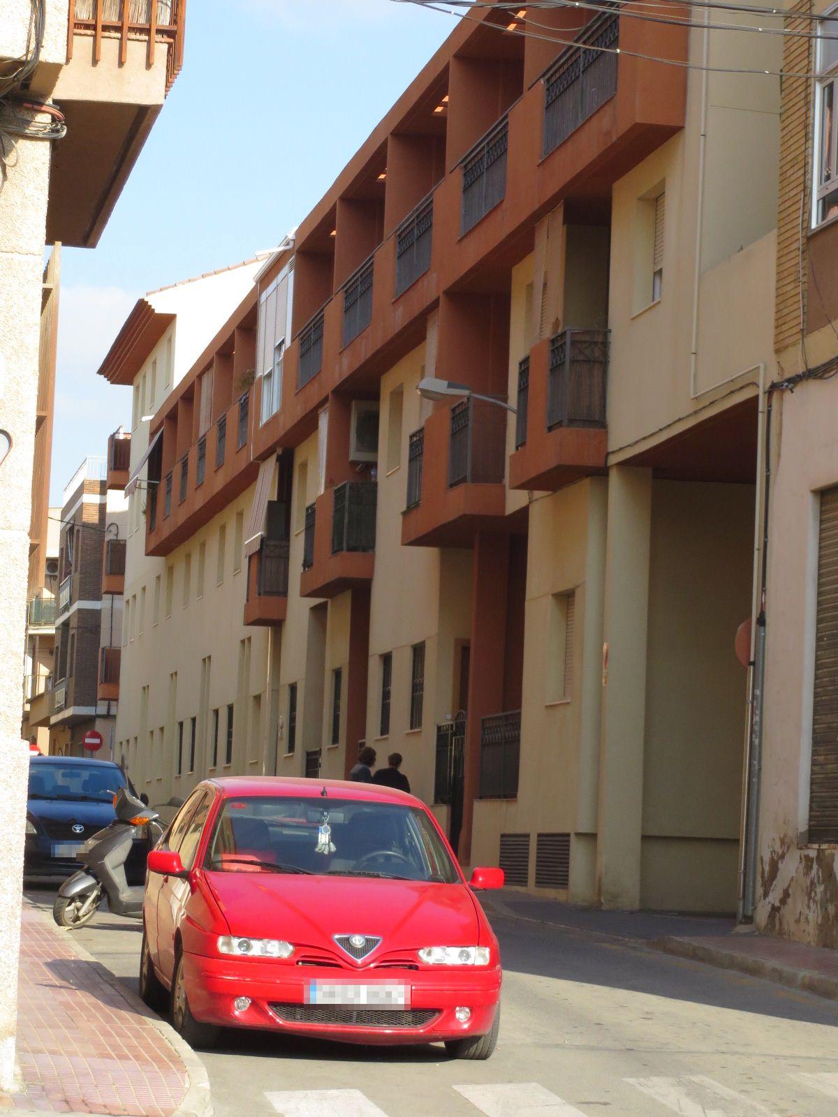 Fachada de Garaje