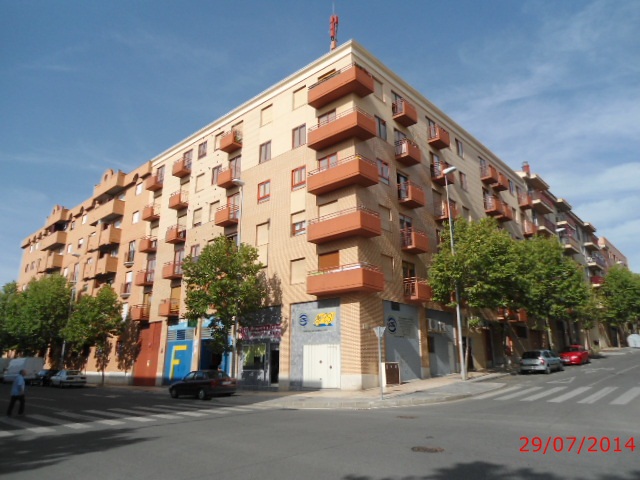 Fachada de Garaje