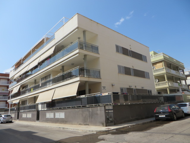 Fachada de Garaje