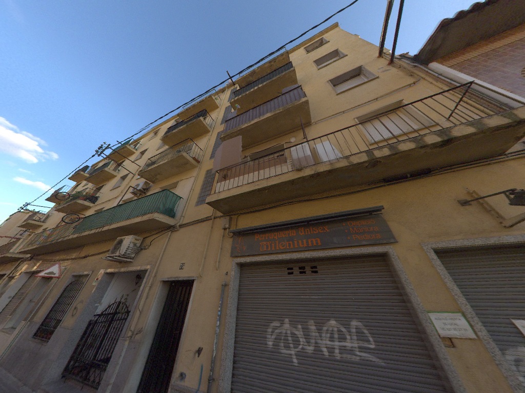 Fachada de Garaje