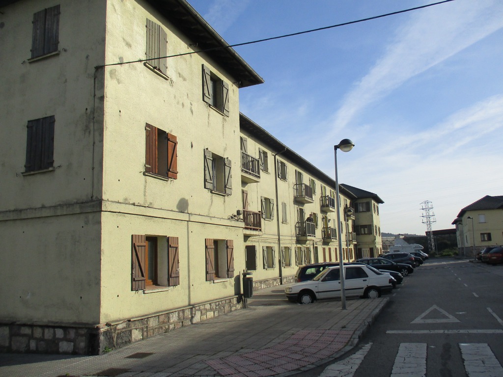 Fachada de Garaje