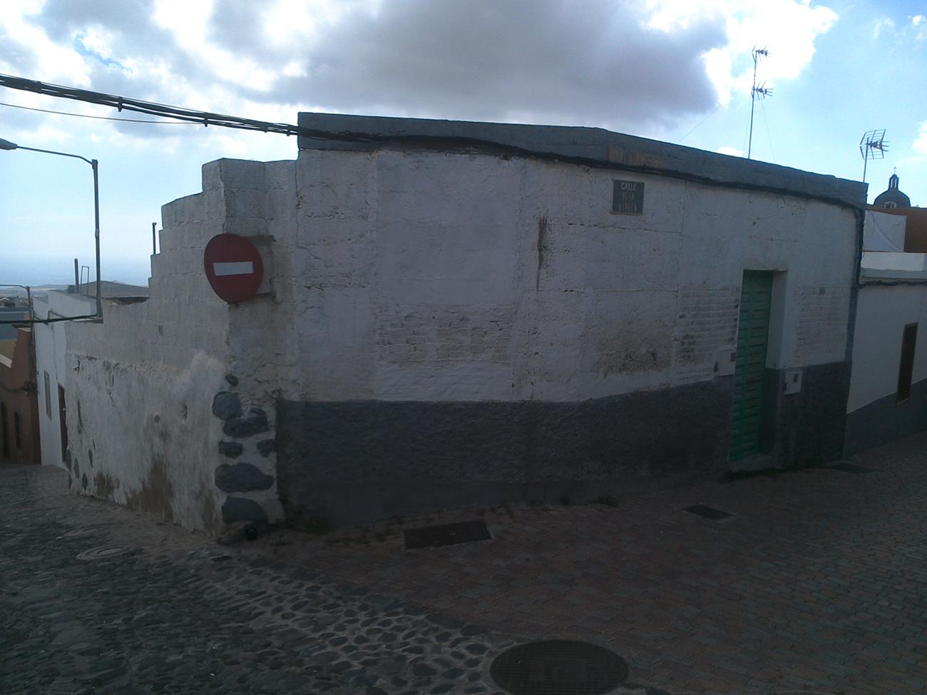 Fachada de Garaje