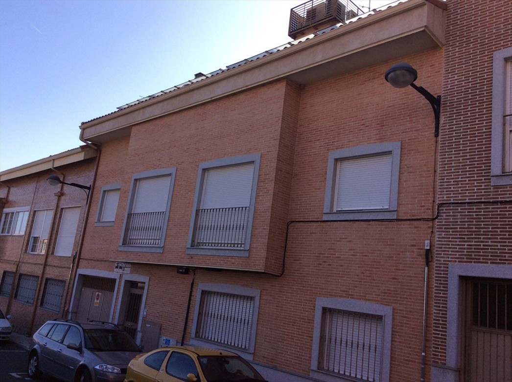 Fachada de Garaje