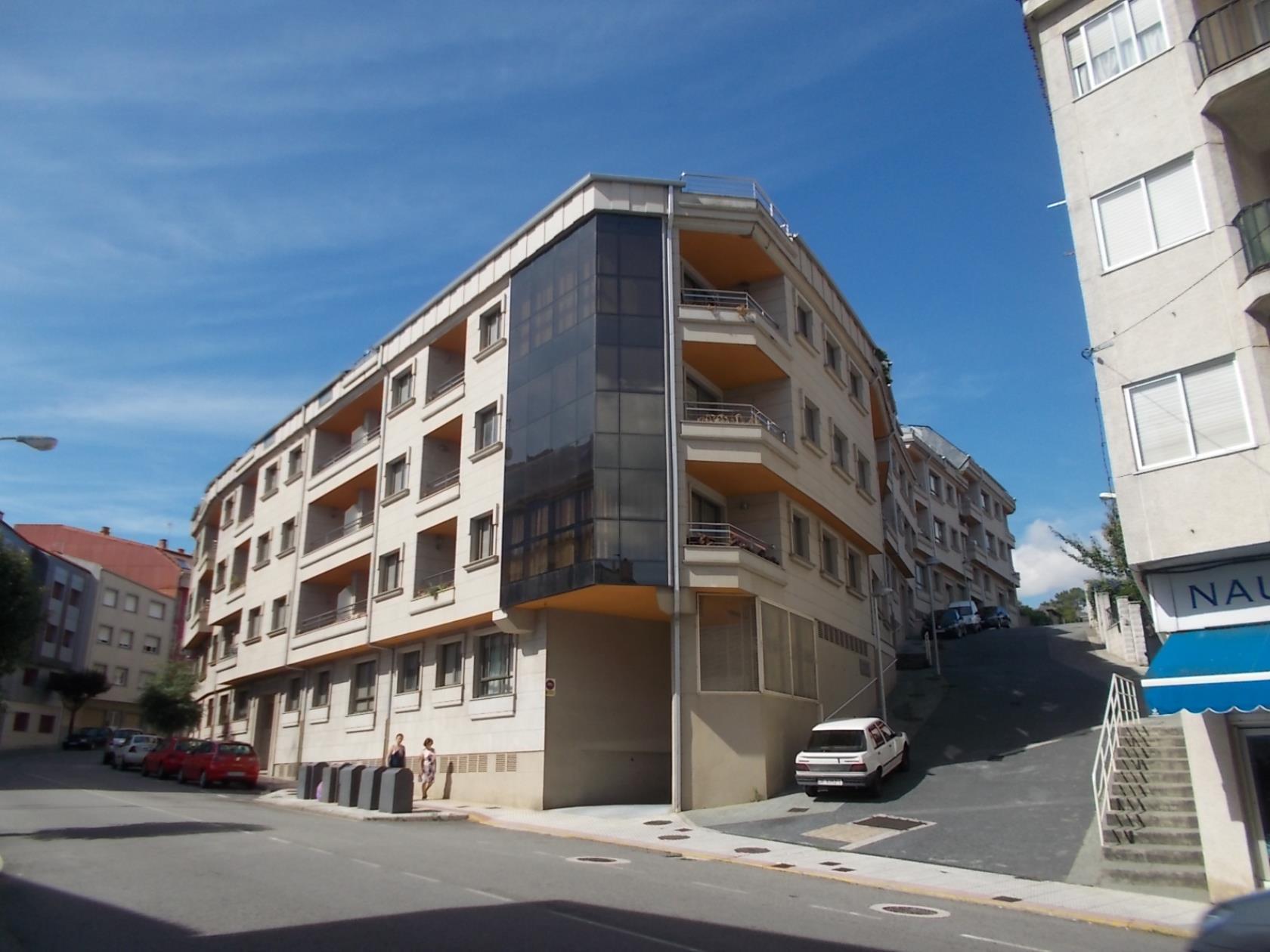 Fachada de Garaje