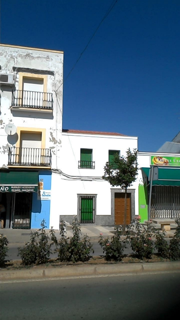 Fachada de Finca urbana
