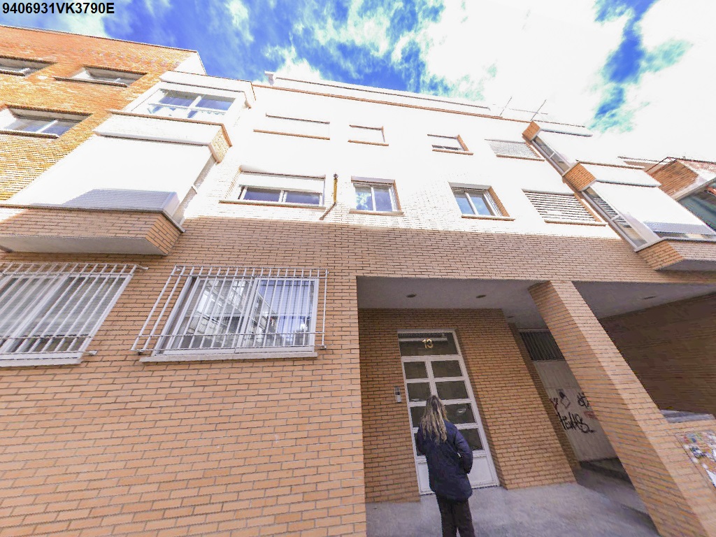 Fachada de Garaje